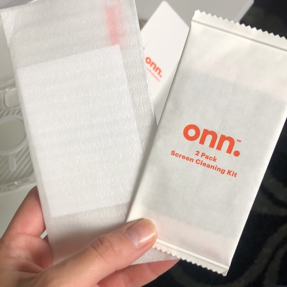 🪷 5/$10 🪷 iPhone 15 case and ONE screen protector ‼️DO NOT HAVE A BOX‼️ - Picture 5 of 5